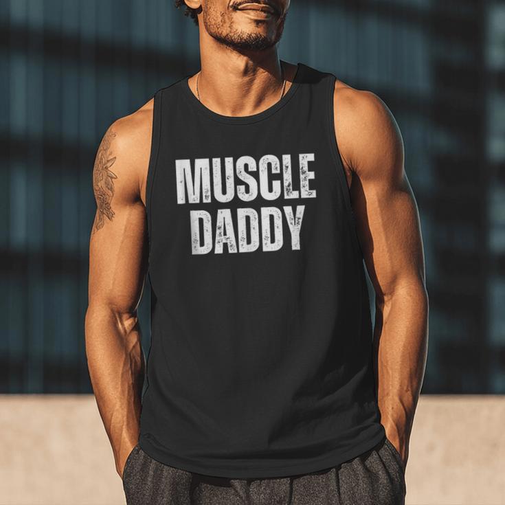Vintage Muscle Daddy Weightlifter Dad Cool Father Workout Men Tank Top