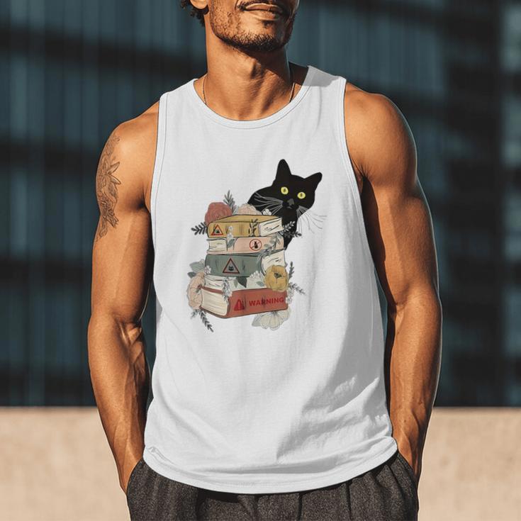 Cat And Books Flowers Reading Club Cat Lover Bookworm Men Tank Top