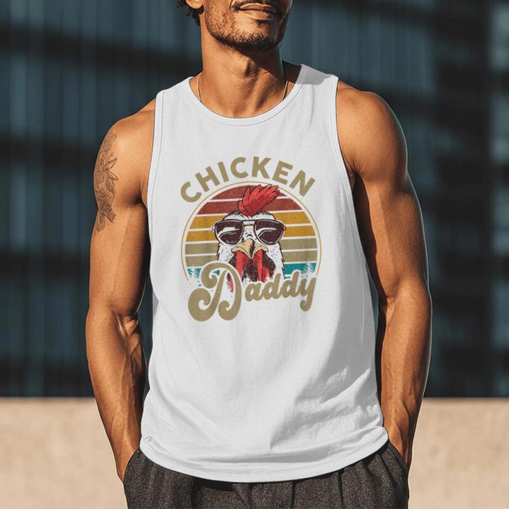 Chicken-Shirt Rooster Daddy Vintage Farmer Dad Father Men Tank Top