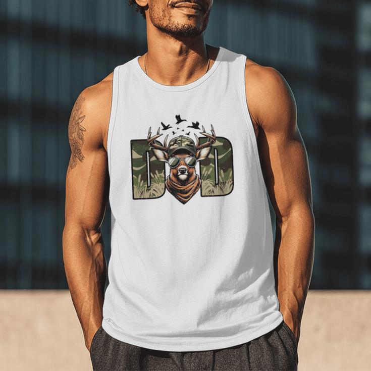 Retro Camo Dad Hunting Camouflage Deer Matching Men Tank Top