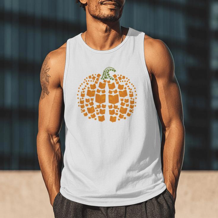 Vintage Book Pumpkin Autumn Fall Librarians Bookworm Teacher Men Tank Top