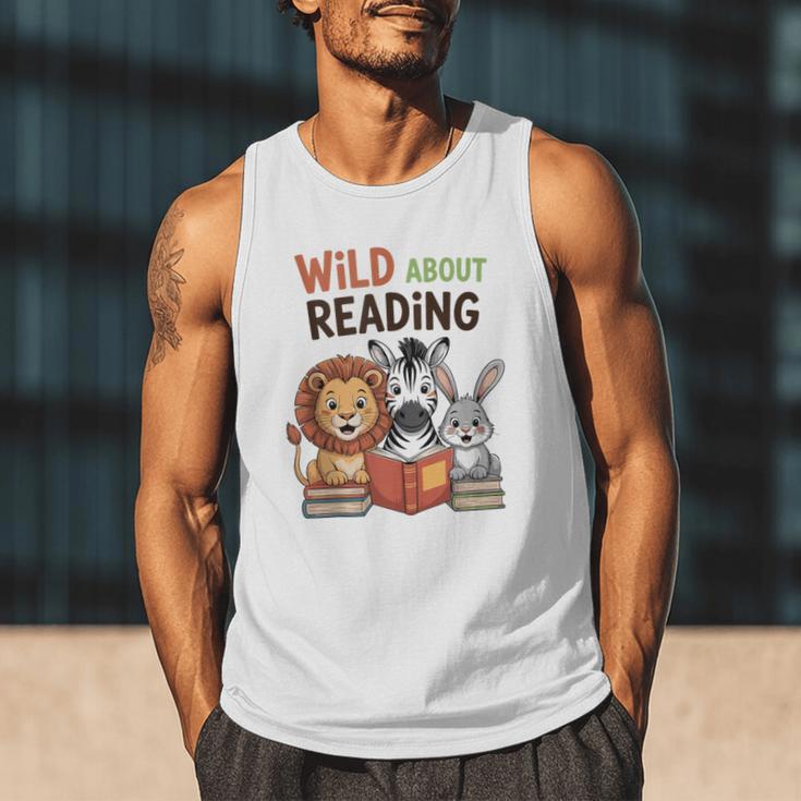 Wild About Reading Zoo Animals For Bookworm Book Reader Men Tank Top