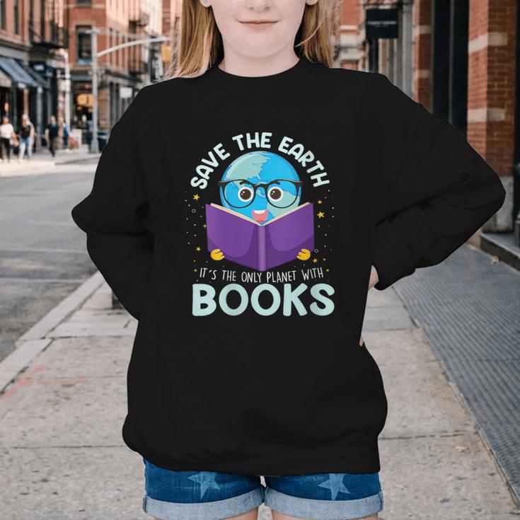 Save Earth It´s Only Planet With Books Reader Earth Day Youth Crewneck Sweatshirt