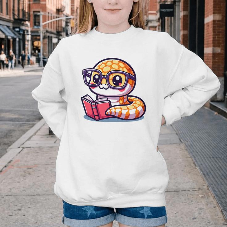 Adorable Book Lover Rattlesnake With Reading Glasses Cute Youth Crewneck Sweatshirt