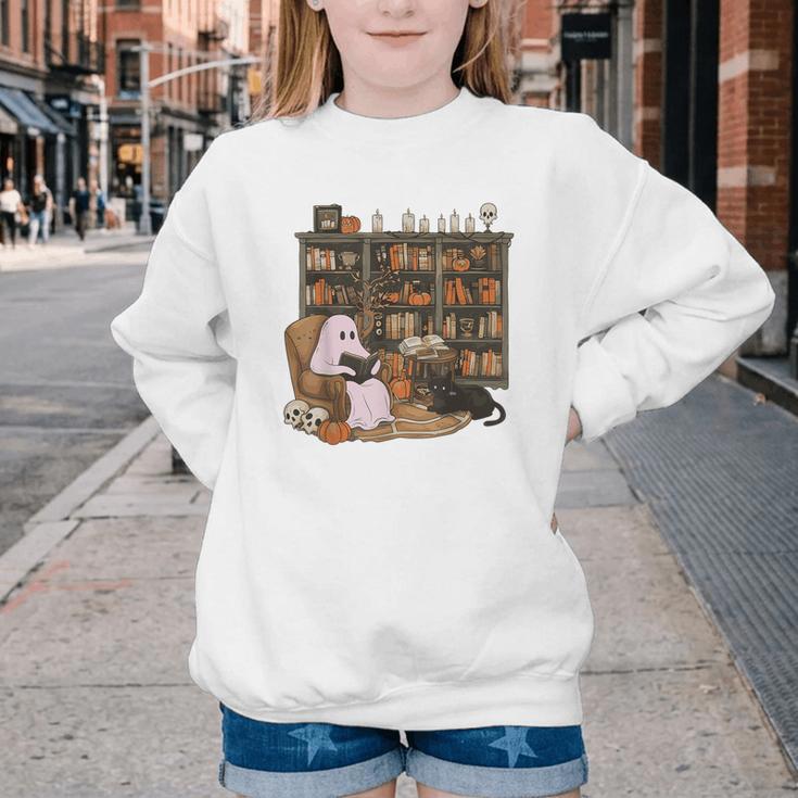 Ghost Reading Book Cat Lover Halloween Reading Enthusiast Youth Crewneck Sweatshirt