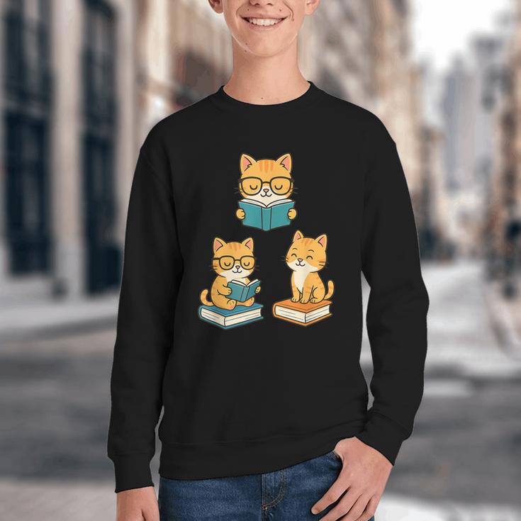 Cats Reading Book Lover Reading Bookworm Reader Youth Crewneck Sweatshirt