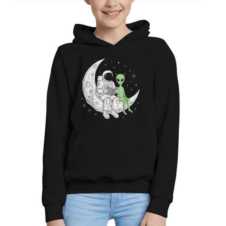 Astronaut Reading Book To Alien Moon Space Book Lover Men Graphic Youth Hoodie