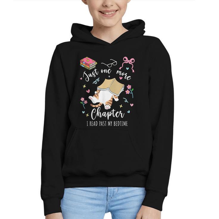 Just One More Chapter I Read Past My Bedtime Cat Book Lover Graphic Youth Hoodie
