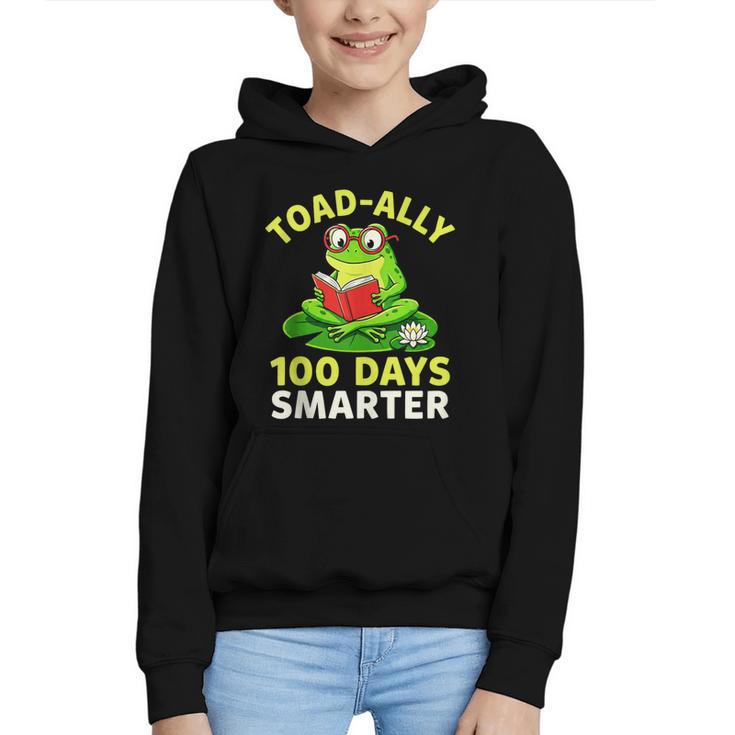 Toad-Ally 100 Days Smarter Frog Reading Book 100 School Day Graphic Youth Hoodie