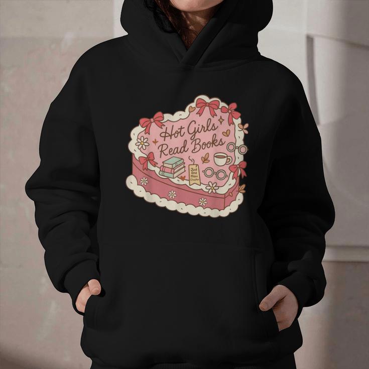Book Lover Hot Girls Read Books Tee Graphic Youth Hoodie