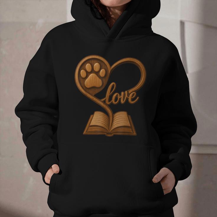 Girl Who Loves Dogs & Books Heart Dog Lover Reader Reeding Graphic Youth Hoodie
