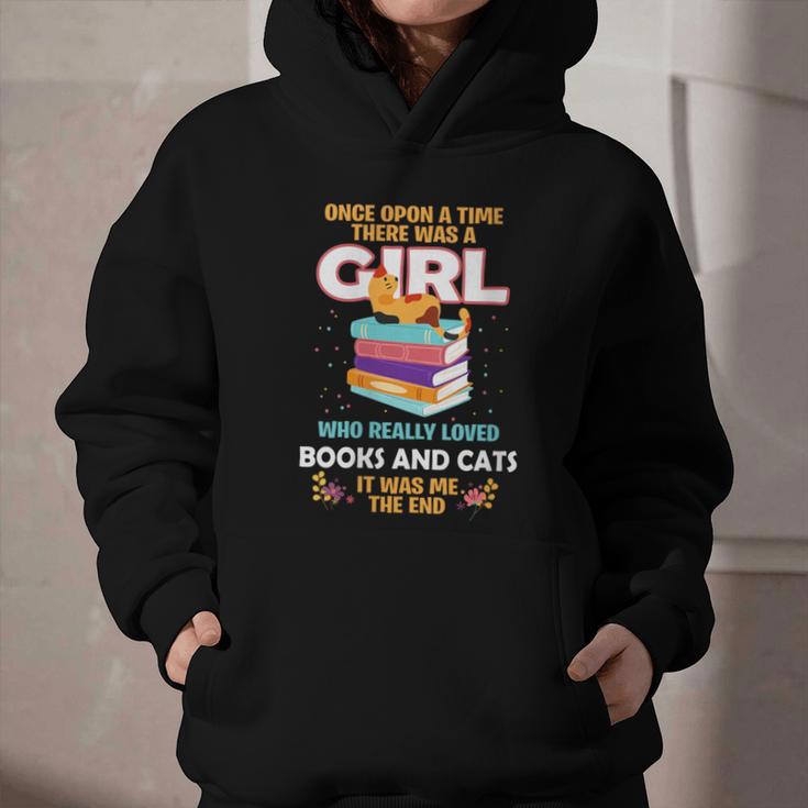 Once Upon A Time There Was A Girl Who Loves Books And Cats Graphic Youth Hoodie