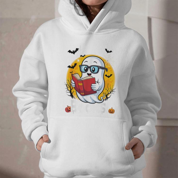 Cute Ghost Reading Book Retro Halloween Librarian Graphic Youth Hoodie