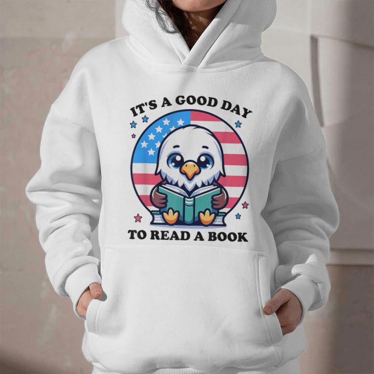 A Good Day To Read a Book Reading Eagle With American Flag Graphic Youth Hoodie