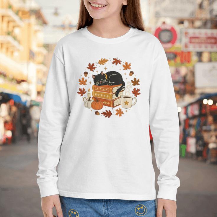 Cute Cat Fall In Love With Reading Book Cat Lover Librarian Youth Long Sleeve Tee