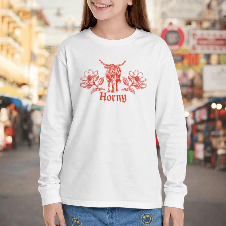 Horny Bull Romance Reader Shirt Spicy Books Bull Pun Youth Long Sleeve Tee