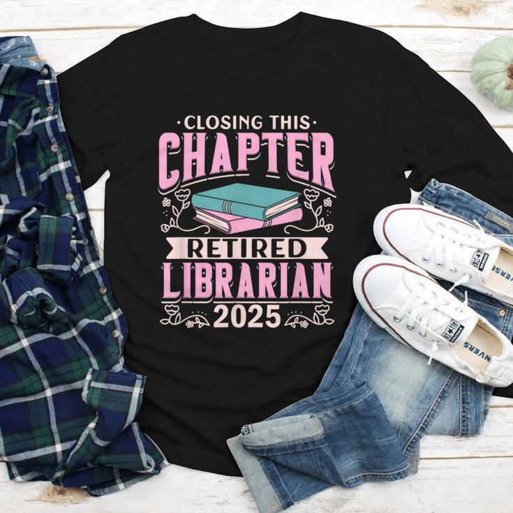 Closing This Chapter Retired Librarian 2025 Book Retirement Youth Long Sleeve Tee