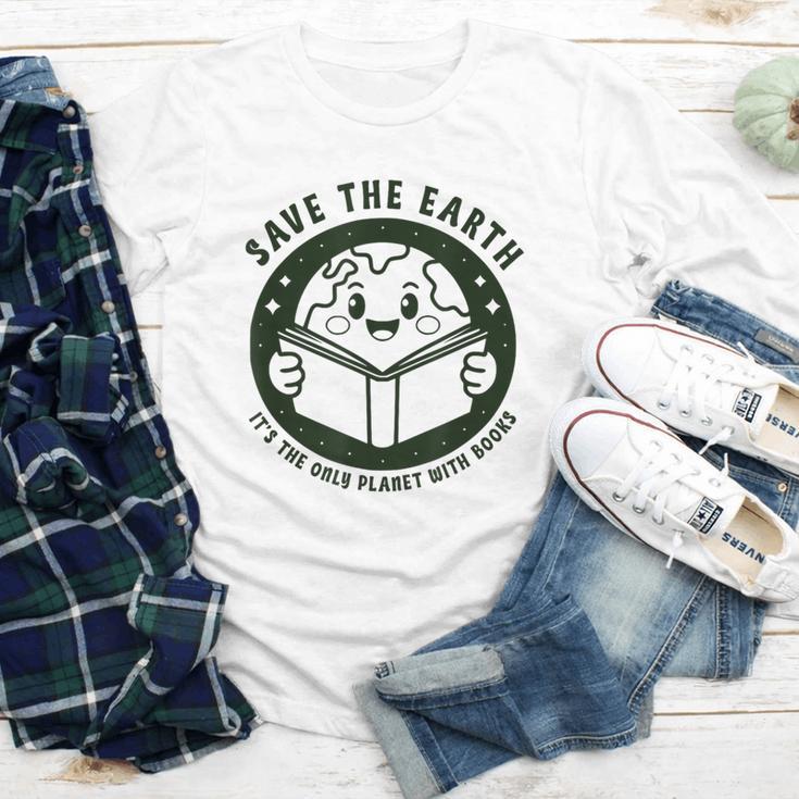 Earth Day 2025 Save Earth It´s Only Planet With Books Reader Youth Long Sleeve Tee