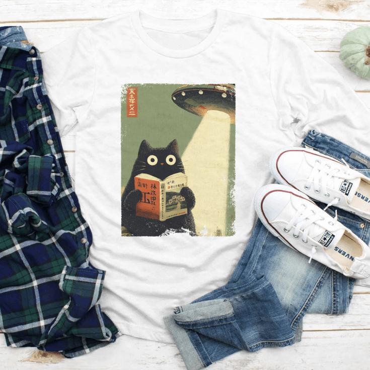 Vintage Japanese Cat Book Lovers UFO Alien Abduction Cat Dad Youth Long Sleeve Tee