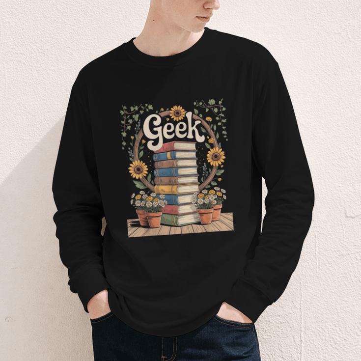 Books Geek Sunflower Floral Cute Vintage Books Reader Lover Youth Long Sleeve Tee
