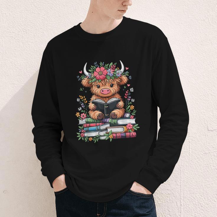 Bookworm Cute Baby Highland Cow Reading Book Youth Long Sleeve Tee