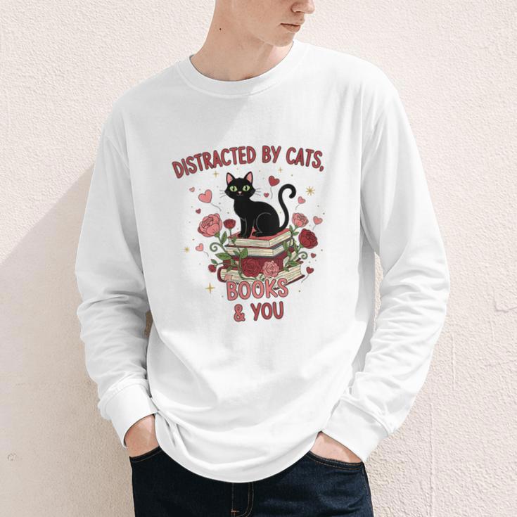 Women's Cat Books Romantic Floral Aesthetic Book Lover Cat Owner Youth Long Sleeve Tee