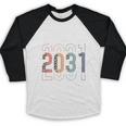 Class Of 2031 School College Retro Graduation Vintage Grad Baseball Raglan Shirt