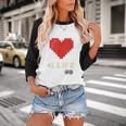 Retro Gamer 1 Life Pixel Heart – 8-Bit Gaming Nostalgia Baseball Raglan Shirt