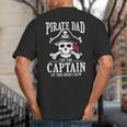 Pirate Dad I Be The Captain Of This Here Crew Pirate Dad Big And Tall Men's T-Shirt Back Print