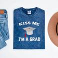 Kiss Me I'm A Grad Graduation T-Shirt Mineral Wash Tshirts Mineral Navy