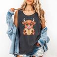 Cute Highland Cow Reading Book Comfort Colors Tank Top Pepper