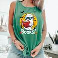 Cute Ghost Reading Book Retro Halloween Librarian Comfort Colors Tank Top Violet