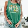 Wild About Reading Bookworm Book Reader Zoo Animals Comfort Colors Tank Top Violet