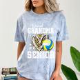 Proud Grandma Of A 2026 Senior Volleyball Graduation Leopard Comfort Color Blast T-Shirt Ocean