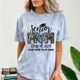 Senior Mom Class Of 2025 Senior Mama 2025 Leopard Graduation Comfort Color Blast T-Shirt Ocean