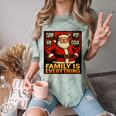 Family Christmas Retro Santa Holiday Nostalgia Vibes Comfort Color Blast T-Shirt Fern