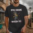Dabbing Graduation Class Of 2025 Girls 5th Grade Nailed It Unisex T-Shirt