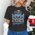 Proud Mom Of a 2025 Graduate For Class Of 2025 Graduation Unisex T-Shirt