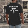 Dentist Dr GraduationShirt Student Dentist Est 2018 Men's Back Print T-Shirt
