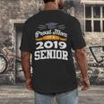 Proud Mom Of A 2019 Senior Graduation Class Outfit T-Shirt Men's Back Print T-Shirt