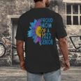 Proud Mom Of a 2022 Senior Shirt Graduation 2022 Women's Men's Back Print T-Shirt
