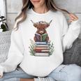 Cute Highland Cow With Book Floral Bookworm Librarian Book Unisex Sweatshirt