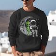 Astronaut Reading Book To Alien Moon Space Women Kids Men Unisex Sweatshirt