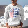 Retro Proud Coast Guard Dad Graduation Dad Usa Flag Outfit Unisex Sweatshirt