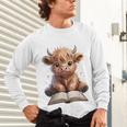 Highland Cow Reading Book Bookworm Unisex Long Sleeve T-Shirt Highland Cow Reading Book Bookworm Unisex Long Sleeve T-Shirt