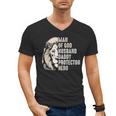 Man Of God Husband Daddy Protector Hero Lion Father's Day Men's V-Neck T-Shirt
