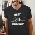 Best Dog Dad Fathers Day Best Dad Fist Bump Dog's Paw Men's V-Neck T-Shirt