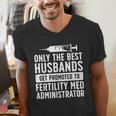 Best Husbands IVF Dad IVF Transfer Day Embryo Transfer Day Men's V-Neck T-Shirt