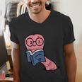 Book Worm Pun Read Reading Librarian America Men Women Kids Men's V-Neck T-Shirt