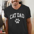 Cat Dad Vintage Distressed Cat Paw Men's V-Neck T-Shirt Cat Dad Vintage Distressed Cat Paw Men's V-Neck T-Shirt
